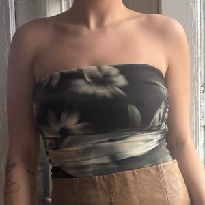 Abstract Mesh Crop Top